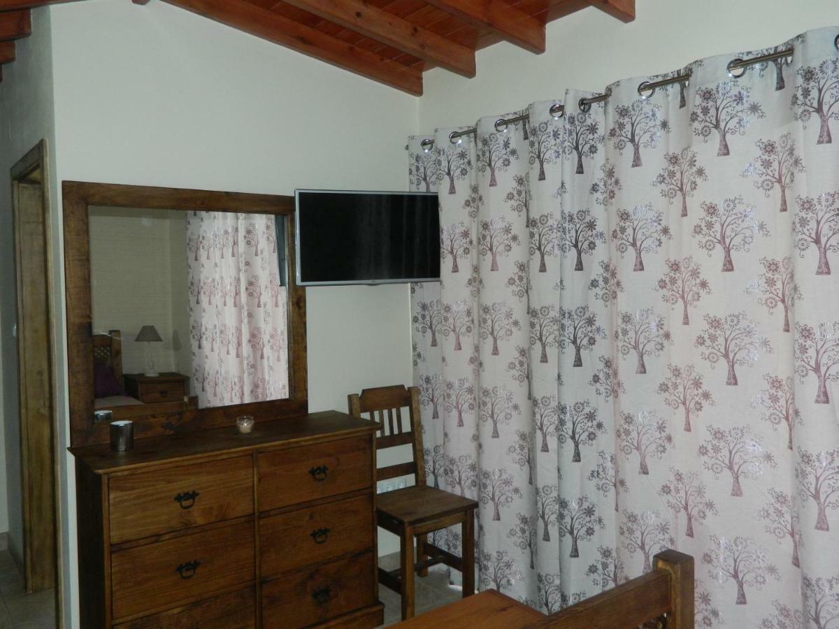 Adega Ninho Da Cagarra Villa Calheta de Nesquim ภายนอก รูปภาพ